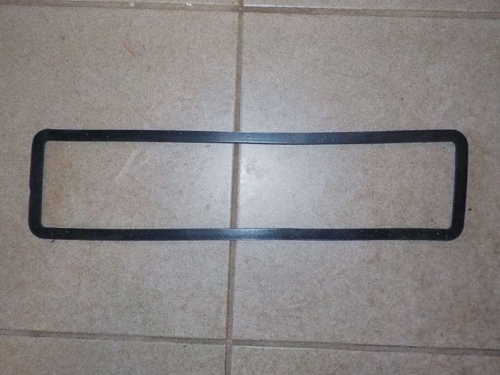 Těsnění bočního víčka 3. válec