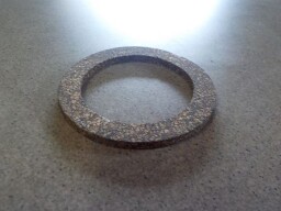 Těsnění nalévacího víčka oleje