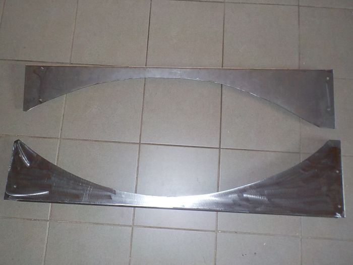 Levý a pravý boční plech kabiny