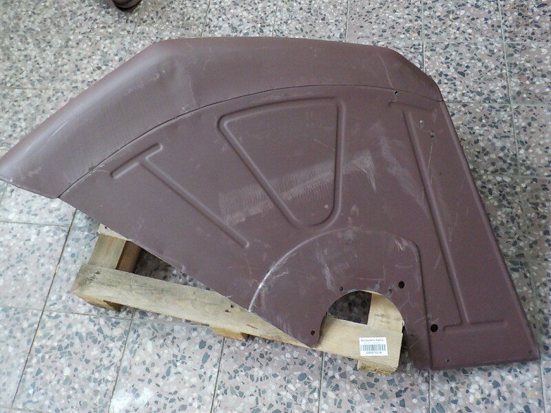 Zadní blatník levý Z3011