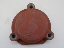 Víko reduktoru přední hnací nápravy