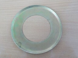 Odstřikovací plech