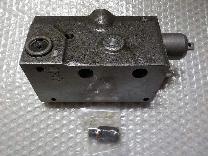 Rozvaděč hydrauliky Z4011-Z5711 