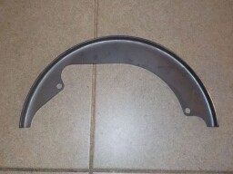 Krycí plech brzdové čelisti pravý