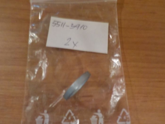 Distanční trubka čepu hubice posilovače řízení