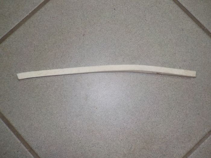 Zadní těsnění náboje předního kola 