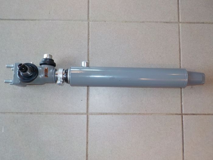 Kompletní válec posilovače řízení český