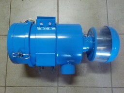 Olejový čistič vzduchu s předčističem