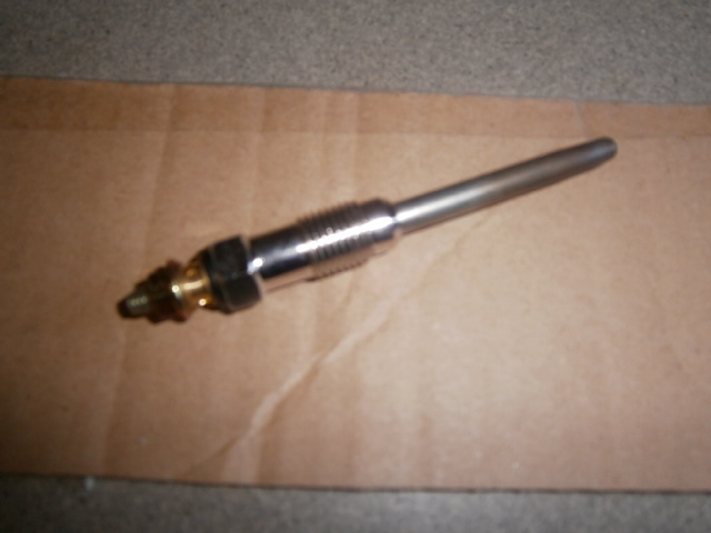 Žhavící svíčka závit M12