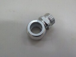 Oko stranové přípojky posilovače řízení 18/M22