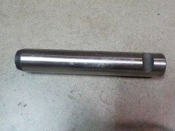 Čep kola zpětného chodu Z4011 - český 