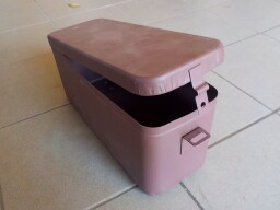 Skříňka na nářadí kovová