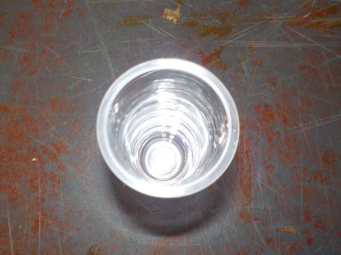 Skleněná jímka čističe paliva