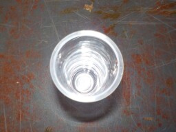 Skleněná jímka čističe paliva