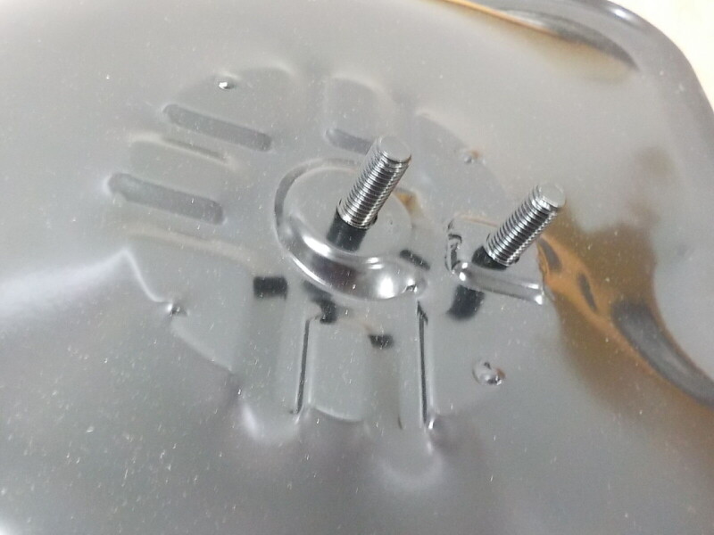 Sedačka řidiče plechová