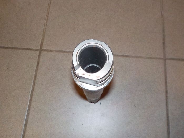 Hřídel předního víka holá