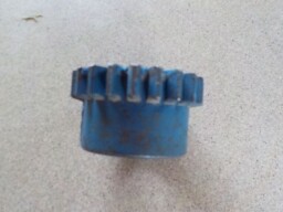 Ozubené kolo spodní hřídele 21 zubů