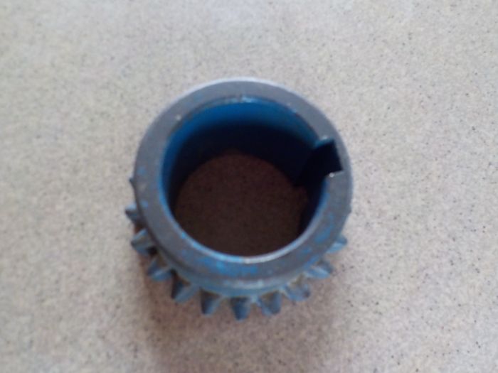 Ozubené kolo spodní hřídele 21 zubů