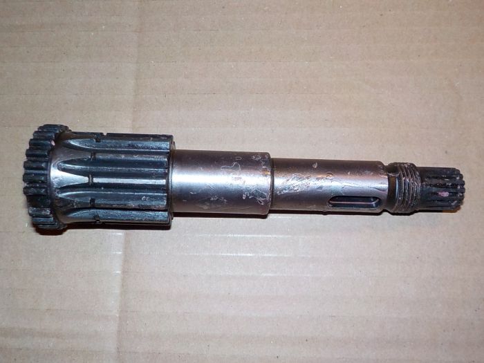 Hřídel náhonu vstřikovacího čerpadla Z5911-6945 česká 