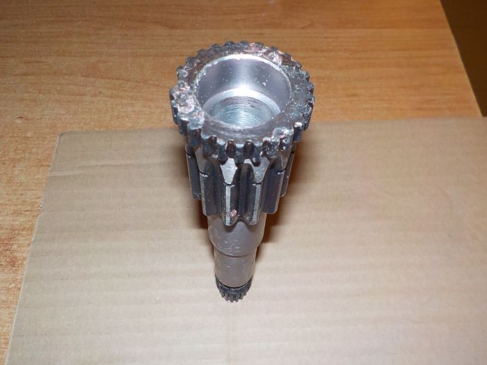 Hřídel náhonu vstřikovacího čerpadla Z5911-6945 česká 