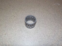 Jehlové ložisko hřídele čerpadla 18x22x17 mm 