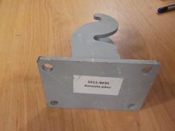 Konzola pásu ruční brzdy - věšák Z5911-7745