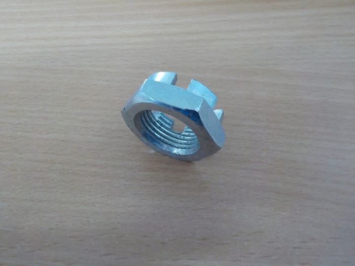 Matice spojovacího čepu M24x2