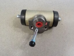 Brzdový válec levý original Fragokov