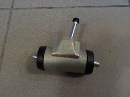 Brzdový válec pravý original Fragokov