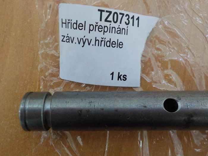 Hřídel zapínání vývodového hřídele