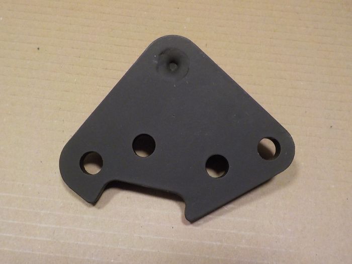 Držák převodné páky pedálu uzávěrky