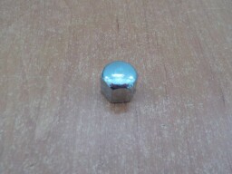 Matice víka (krytu) ventilu M8