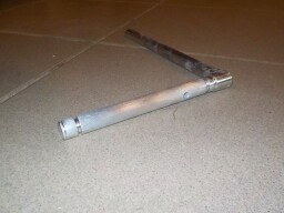 Řadicí páka reverzu s vnitřním závitem