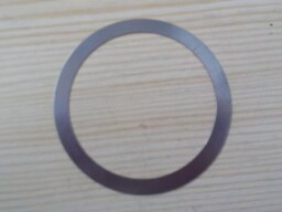 Distanční podložka 80x95x0,3 mm 